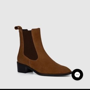 New In Box Acquatalia Rosina Chelsea Boot Camel Size 9.5